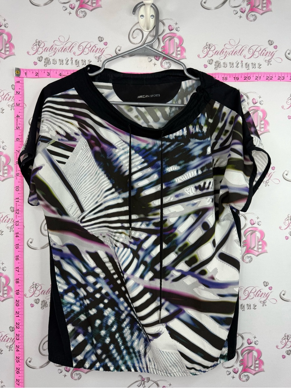 Marc Cain sport tshirt top Black Short-Sleeve Tee with Multicolor Abstract Print
